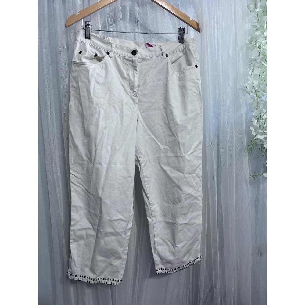 Ruby Rd Womens White Beaded Hem Capri Pants Size 8 Elastic Back Denim Cropped